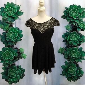 Elegant Black Lace Dress